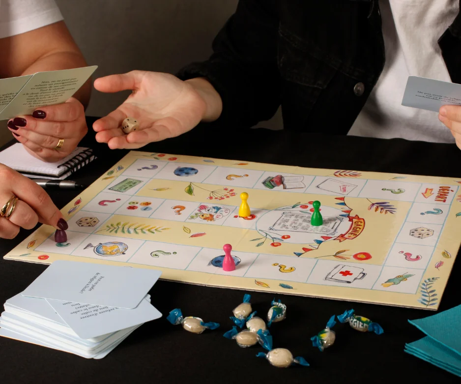 Plates: Custom game built in the EU